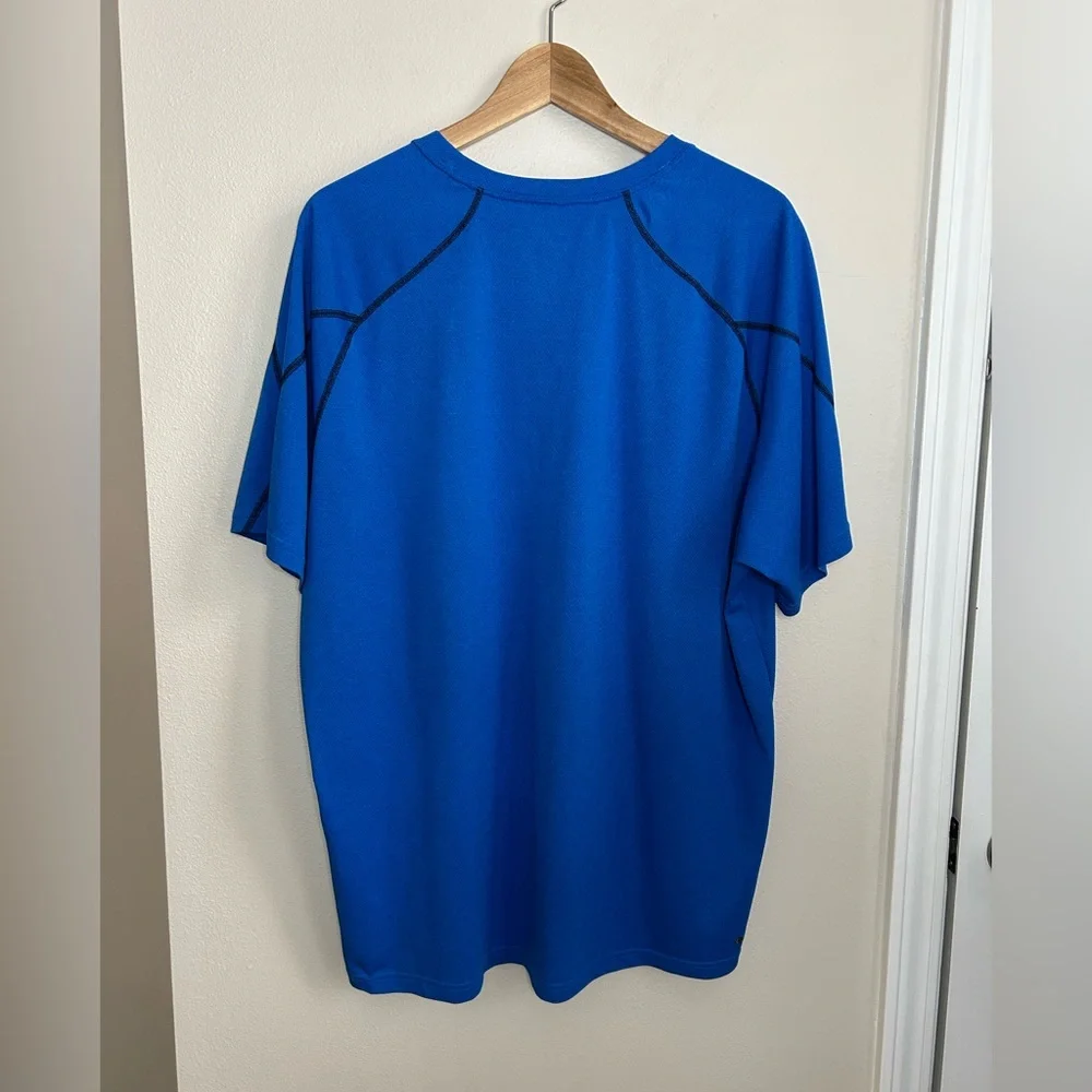 The North Face Flash Dry Athletic Crew T-Shirt Blue Voltage Size XL